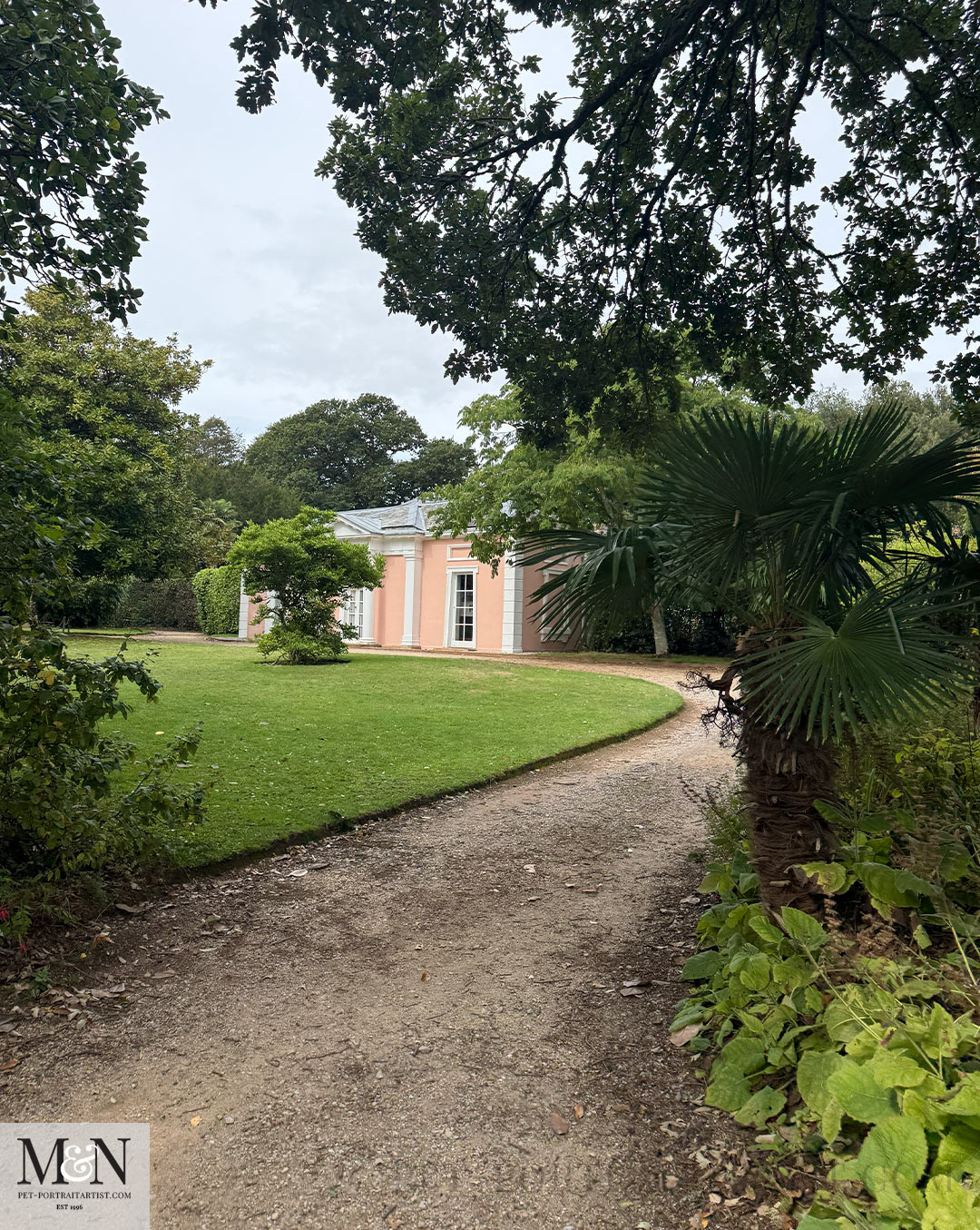 Bathhouse in Mount Edgecumbe